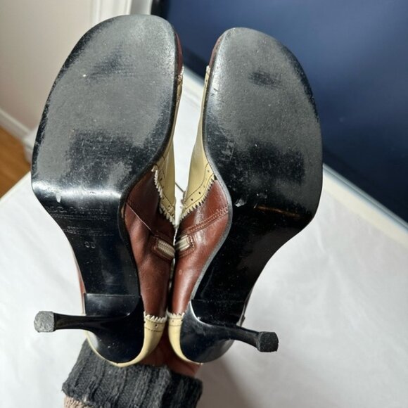 M.C. ; Power Brown Victorian Style Lace Up Boots Size 39 (US 8.5) - Picture 12 of 14